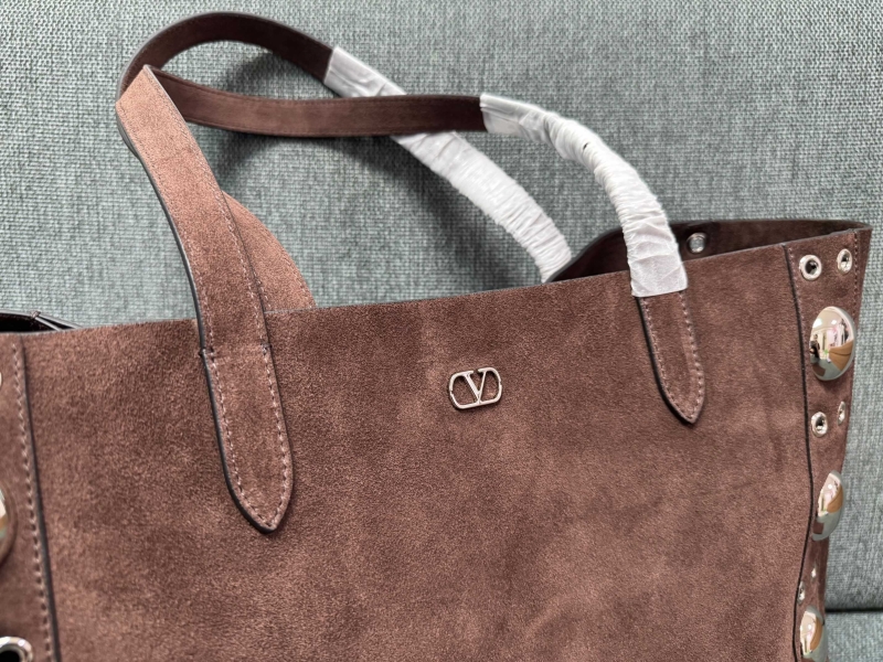 Va1e*ntin0 shopping bag